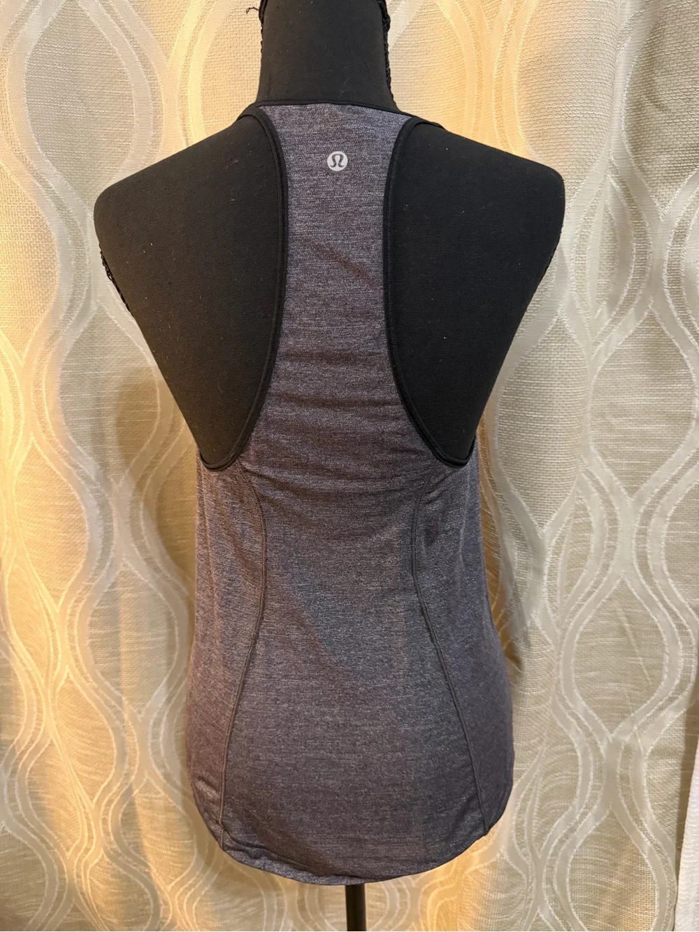 Lululemon Women’s Gray Racerback Tank Top